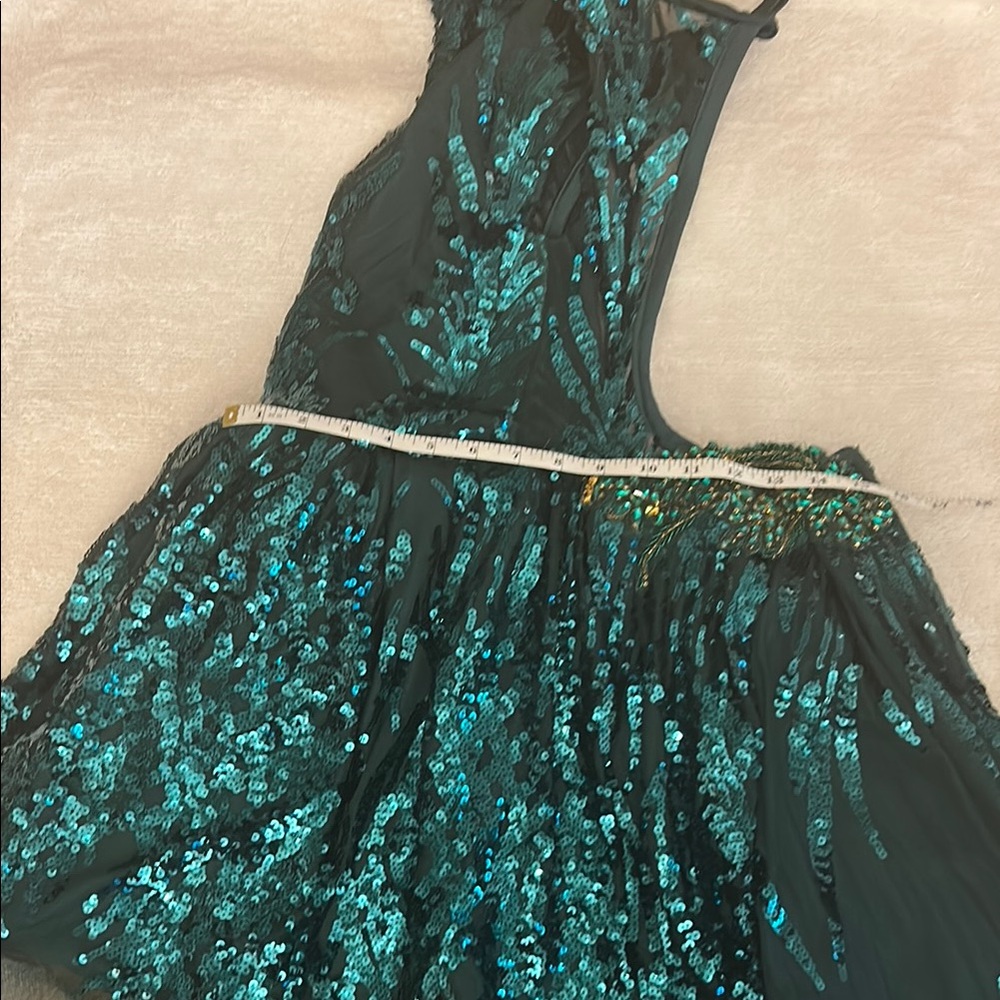 Emerald Green Sleeveless Crew Neck A-line Dress - Picture 16 of 16
